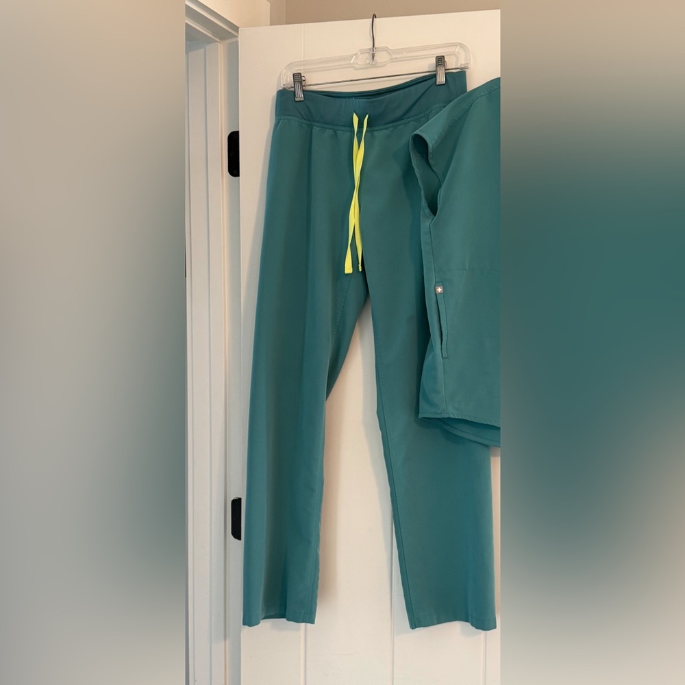 Women’s Fig Livingston Teal Pants with Yellow Drawstring